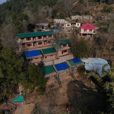 The Mud House Resort Касаулі Екстер'єр фото